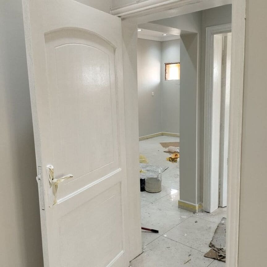 معلم دهان ابواب خشب